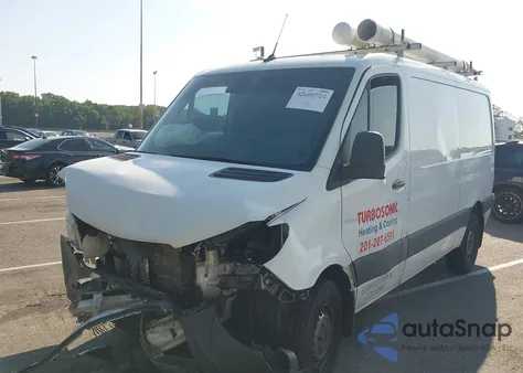 2020 Mercedes-Benz Sprinter 2500 Standard Roof V6 из США, поврежденный, VIN W1Y4EBHY2LT034545